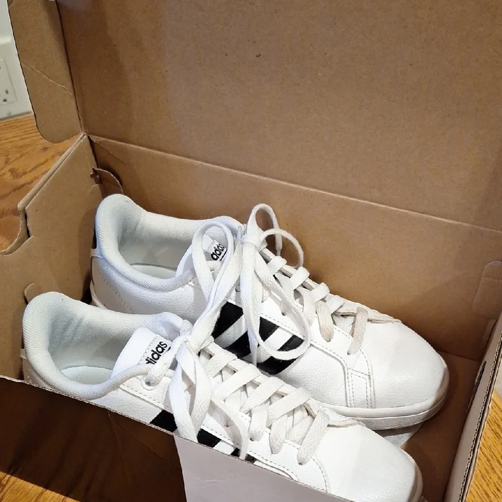 Adidas White and Black Striped Cloudfoam Sneakers
